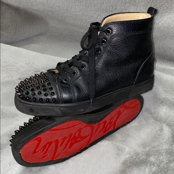 CHRISTIAN LOUBOUTIN. BLACK. LOU SPIKES FLATS. HIGH